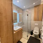 In Out Apartman