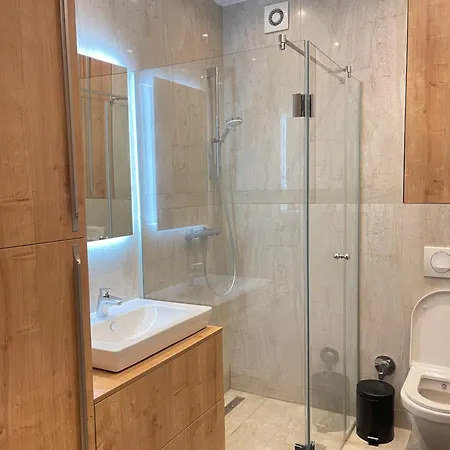 Apartment In Out